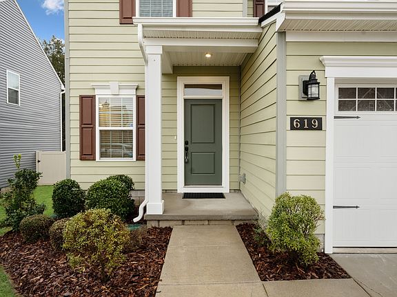 4th image of 619 Eagle Rock Pl