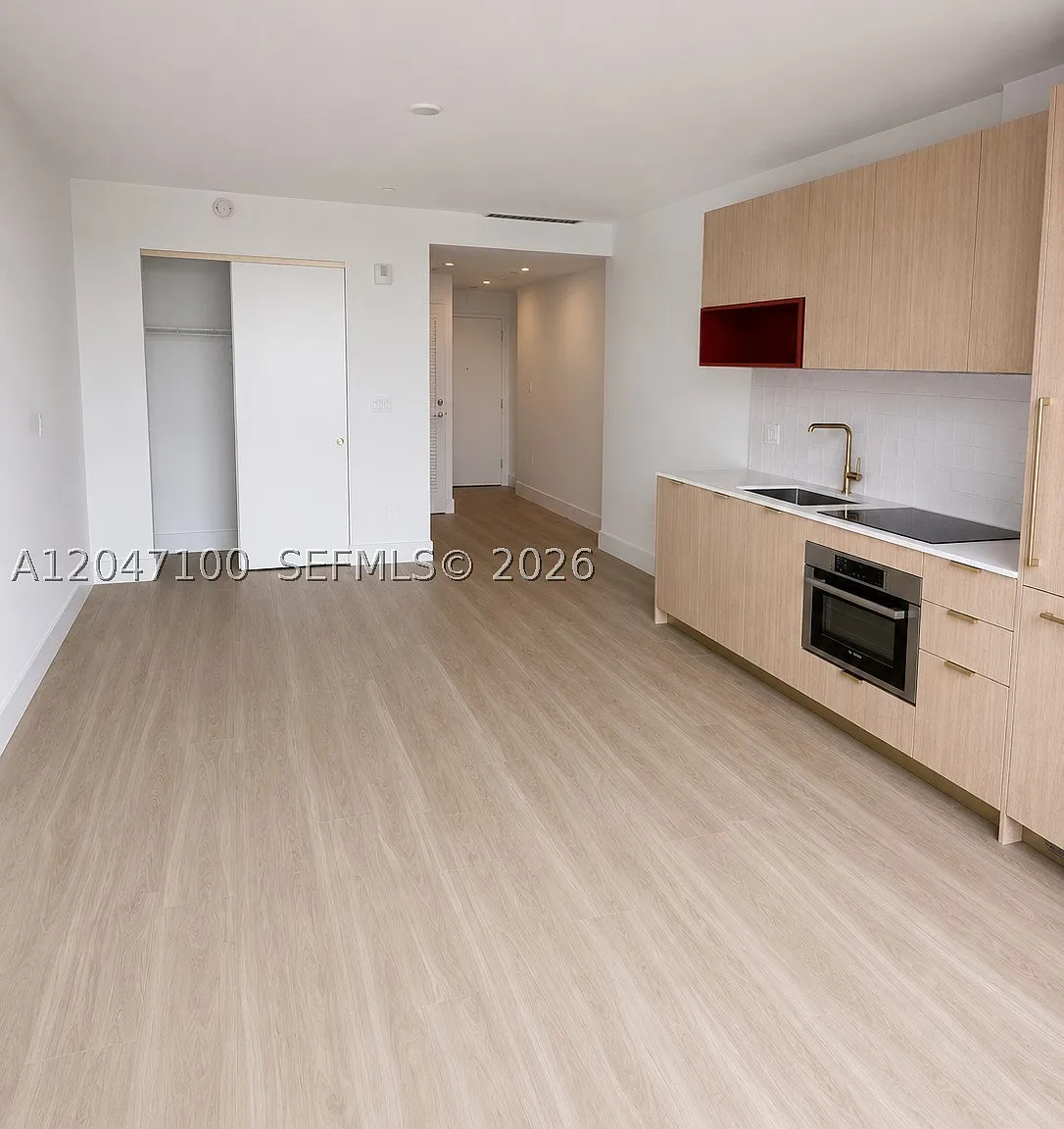 Studio, 1.0 bath, 490 sqft, $2,400 — Photo 3