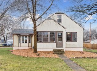 376 12th St, Newport, MN 55055