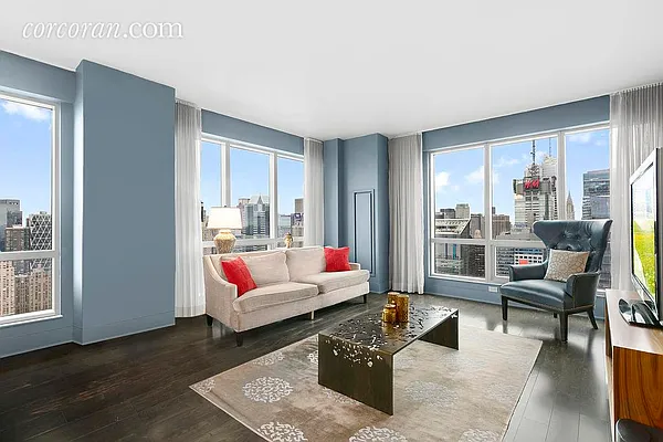 Sold by Corcoran | media 14