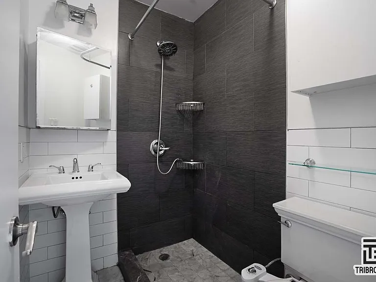 18 E 116th St #5 — Photo 7