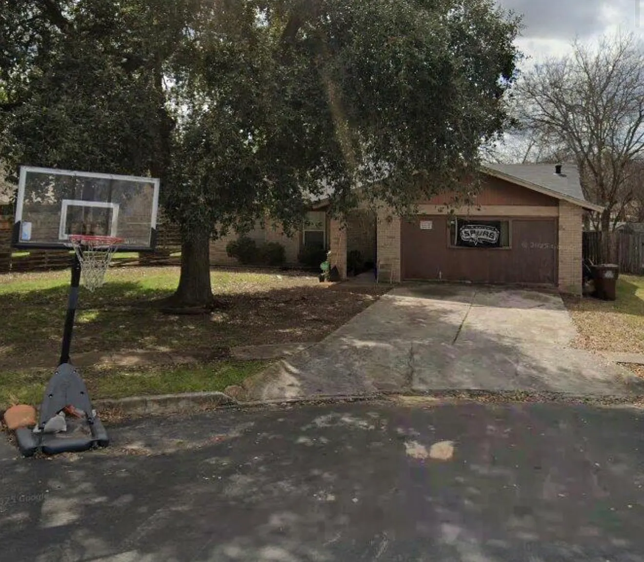 3 bed, 1606 sqft, $1,500 — Photo 1