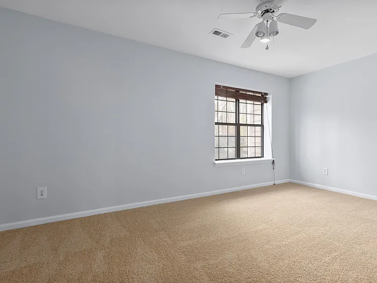 5702 Three Oaks Dr — Photo 21