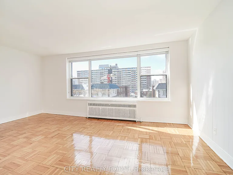 1545 Bathurst St #405 — Photo 7