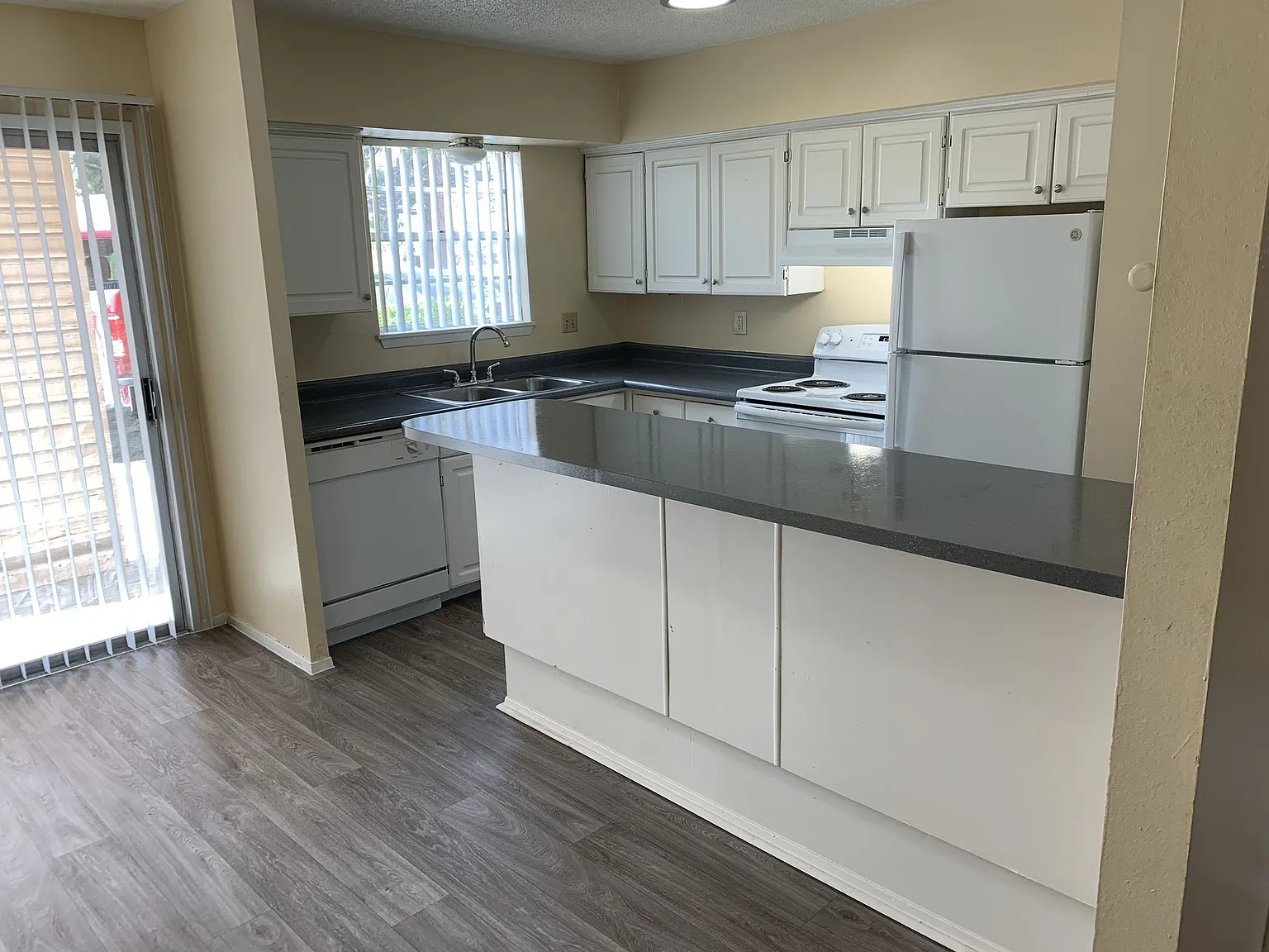Sagewood Apartments — Photo 3