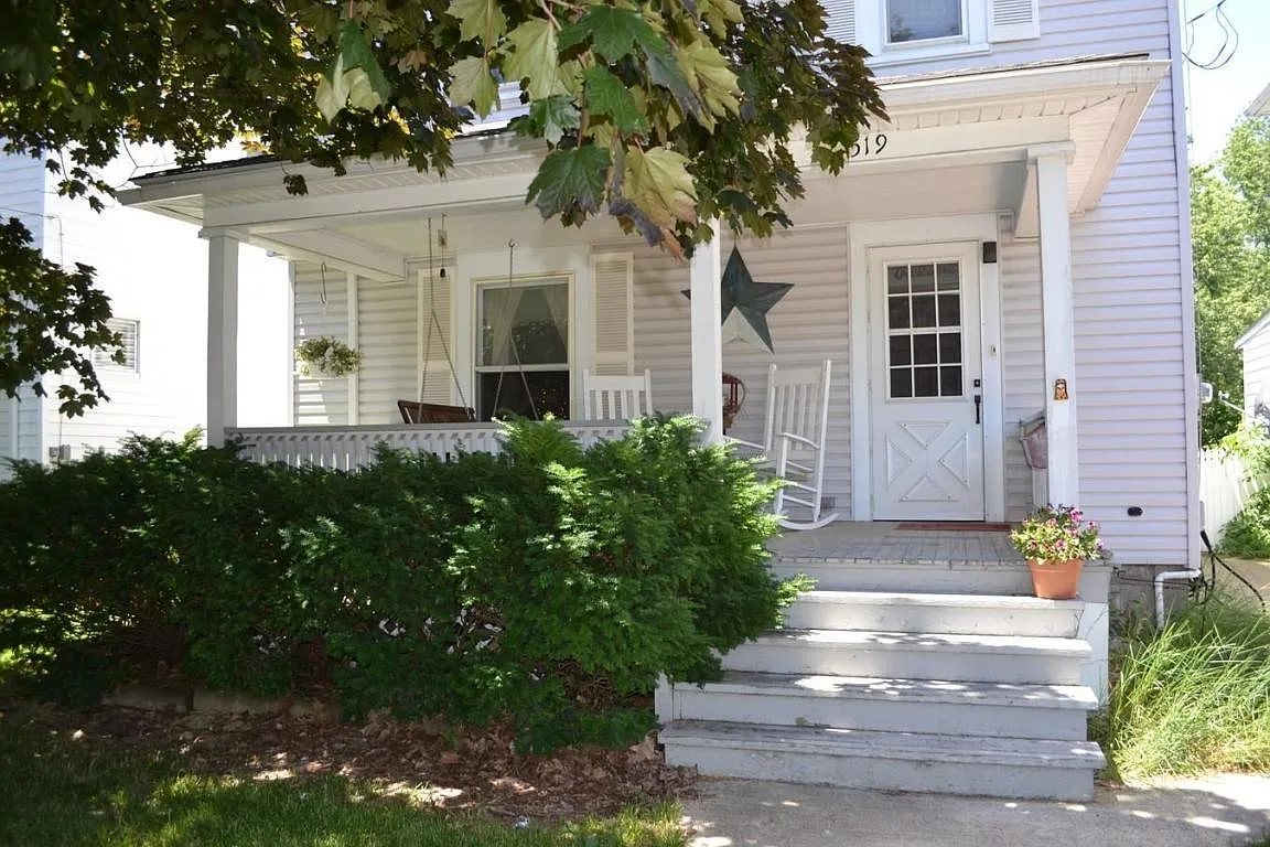 519 Pearl St photo 1