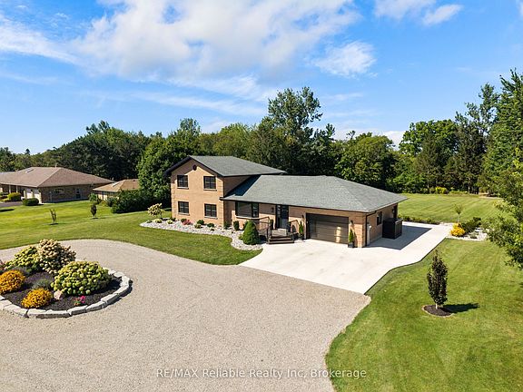 2nd image of 34946 Zurich Hensall Rd #A