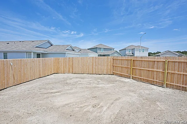 729 Thea Mdws — Photo 14