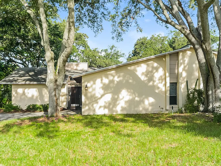 1024 Old Magnolia Cv — Photo 3