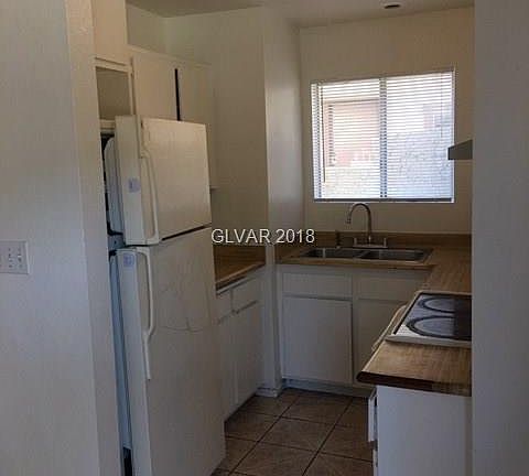 5th image of 5049 Spencer St Unit C