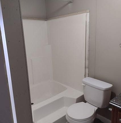 5th image of 523 N Tony Dr