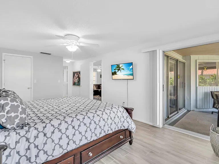 113 Corot Dr — Photo 13