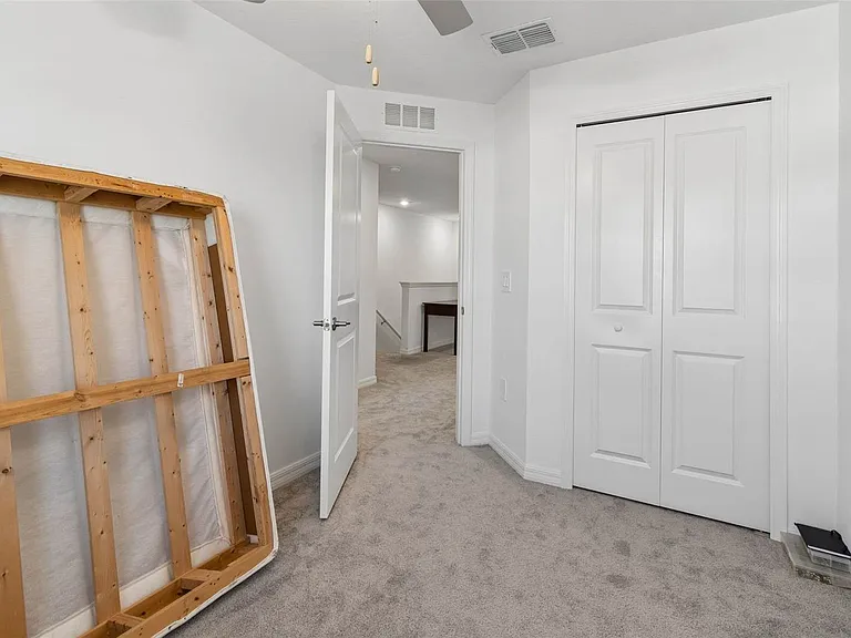 6076 Shiner St — Photo 22