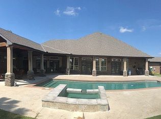 500 Chad Dr, Tuttle, OK 73089