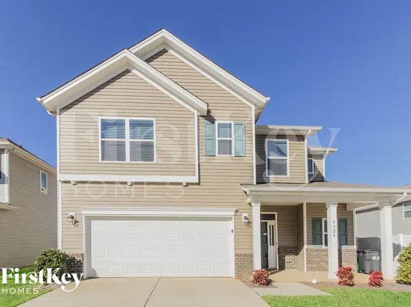 9324 Sloan Forest Dr, Charlotte, NC 28215