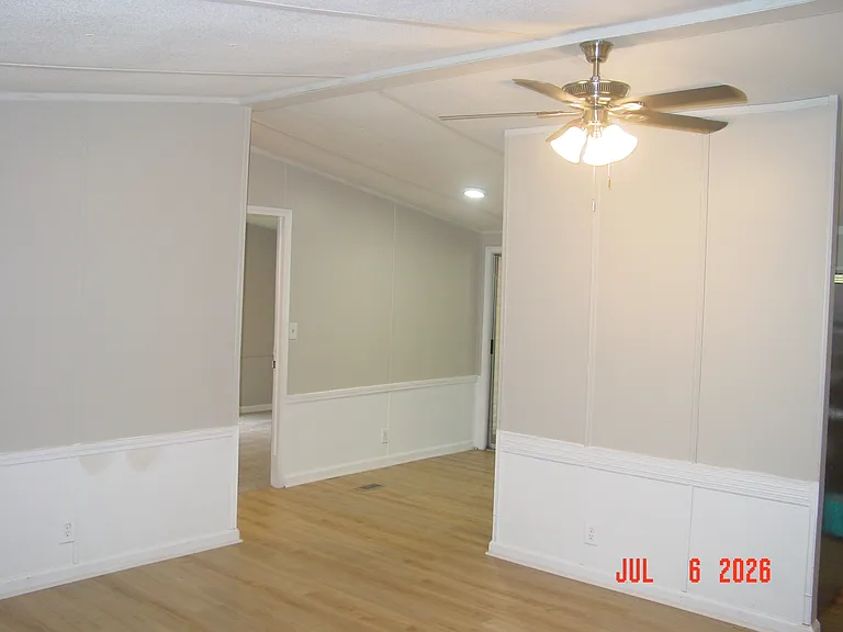 524 Strickland Cir — Photo 6