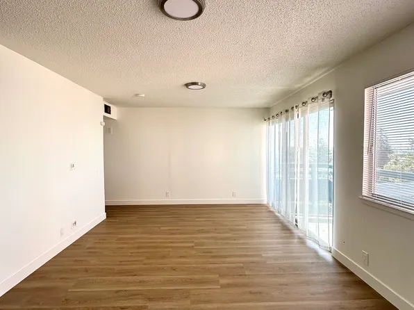 592 Jean St APT 304, Oakland, CA 94610