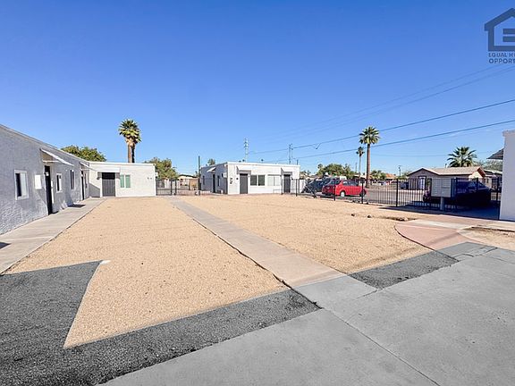 5th image of 3601 W Melvin St #9