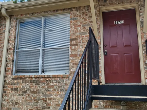 225 Kerby St APT D, Arlington, TX 76013