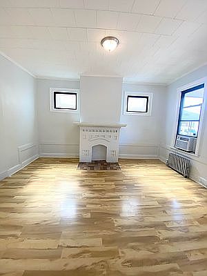1st image of 4009 Seagate Ave #1