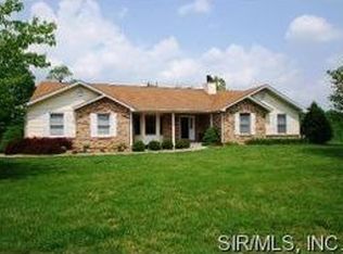 1709 Bowler Rd, Belleville, IL 62269