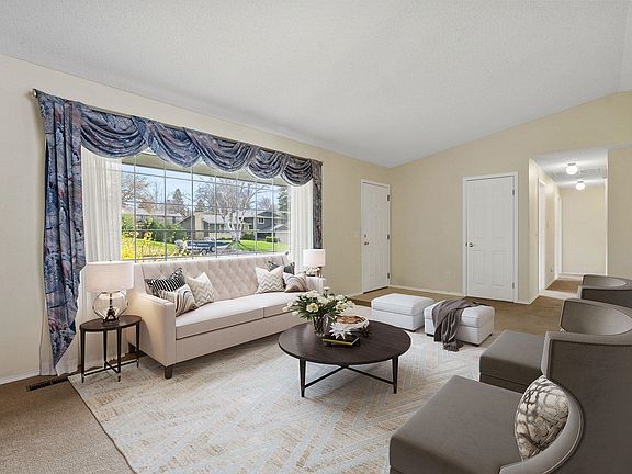 4th image of 4509 E Sumac Dr