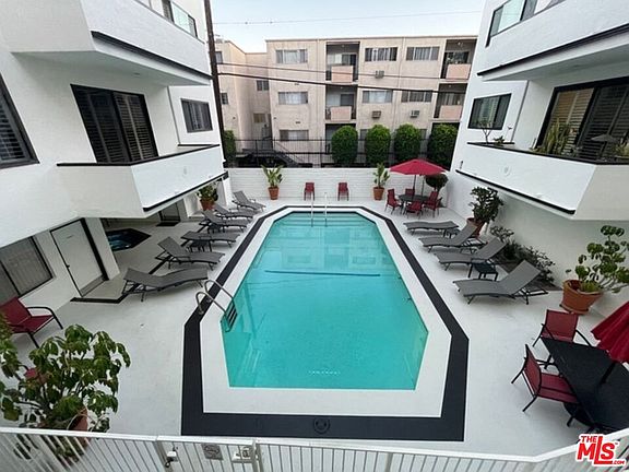 3rd image of 8568 Burton Way APT 206