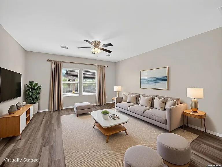 2902 Daisy Mdw — Photo 9
