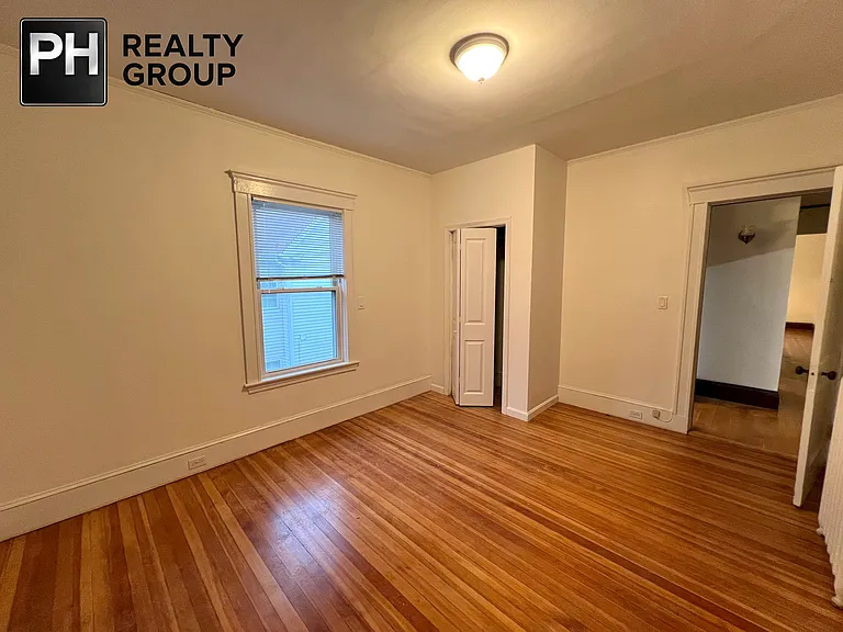 44 Capitol St — Photo 18