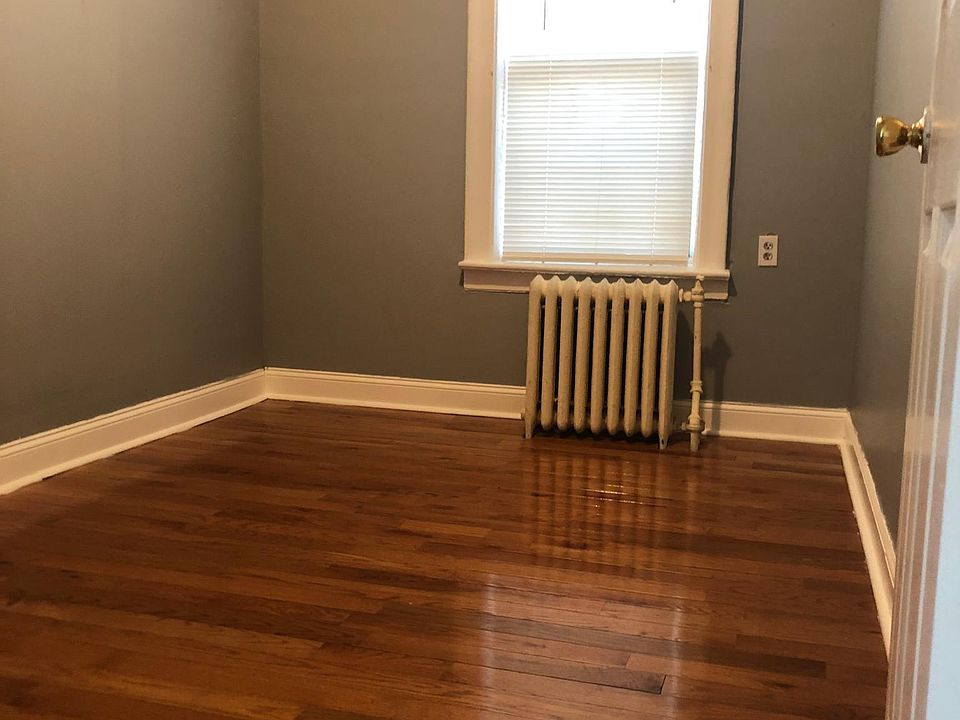2nd image of 180 Broadway APT 9