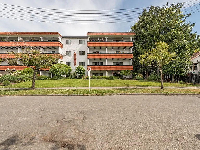 1030 Pendergast St #207 — Photo 4