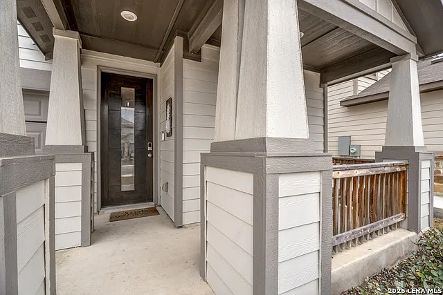 Building Photo - 9507 Bonito Falls Dr