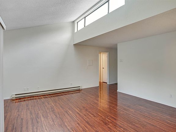 4th image of 6479 137th Ave NE #375
