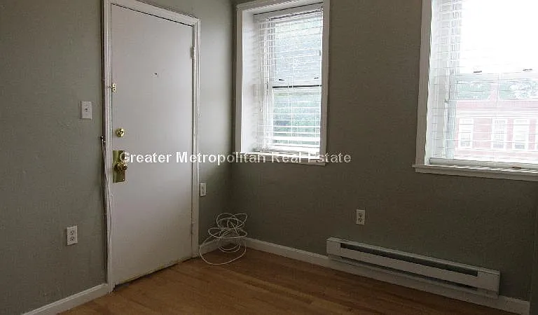 4 Michelangelo St #3 — Photo 7