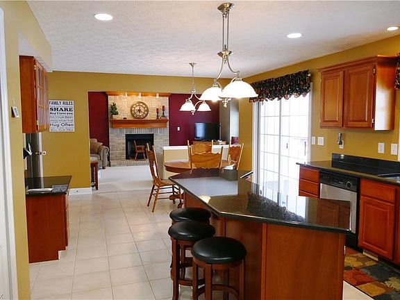 3rd image of 3031 Gary Kyle Ct
