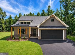 457 Relay Rd, Silver Creek, GA 30173