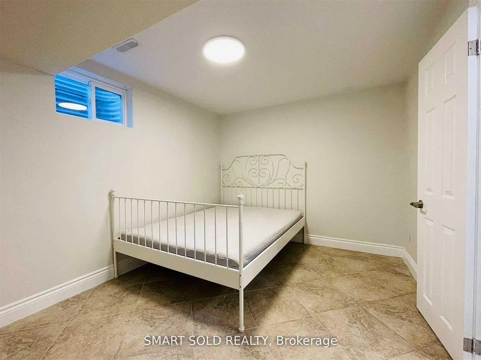 3 bed, $2,250 — Photo 4