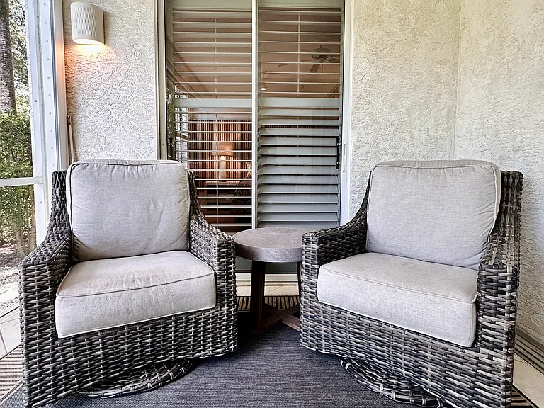 25216 Pelican Creek Cir #CIRCLE102 — Photo 29