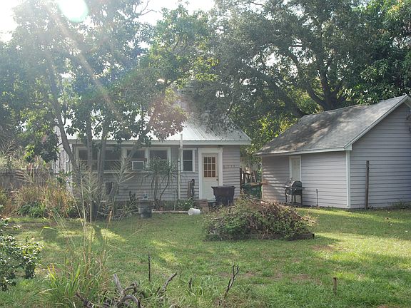 3rd image of 6220 S Main Ave