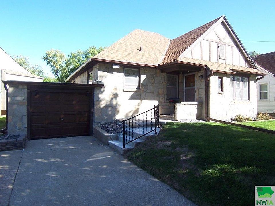 1st image of 3151 Dearborn Blvd