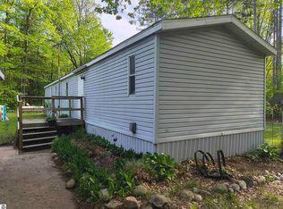 4995 W Salt River Rd, Shepherd, MI 48883