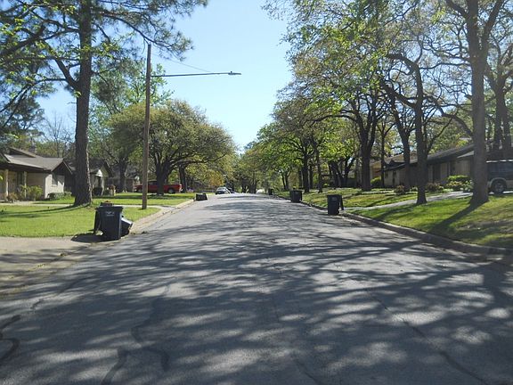 4th image of 6625 Yolanda Dr