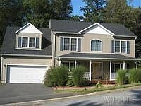 1st image of 2035 Oakwood Dr