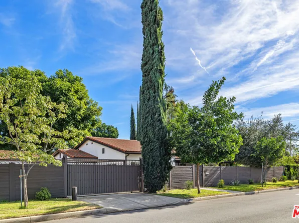 7340 Farralone Ave, Canoga Park, CA 91303