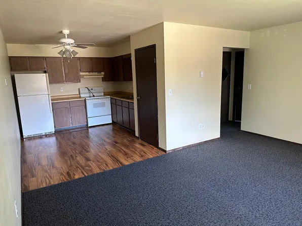 1661 S 115th Ct #6, Milwaukee, WI 53214