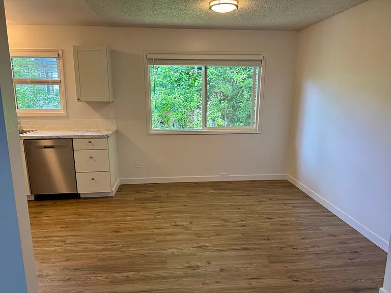 #158-1415 SE Cora St — Photo 3