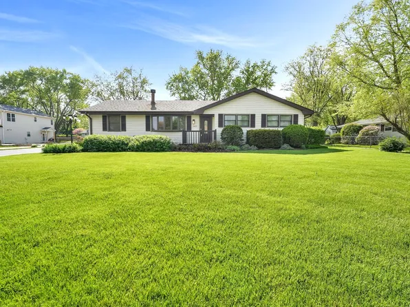 2425 Hel Mar Ln, Joliet, IL 60431