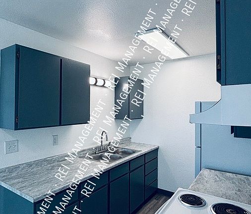 5th image of 3814 Beechnut St APT 12