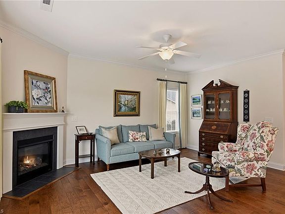4th image of 6279 Queens Gate Ct