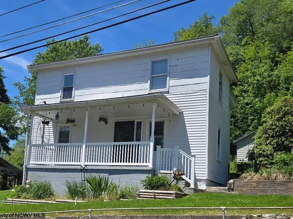 170 W Depot Way, Masontown, WV 26542